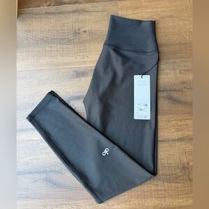 ALO Yoga Airlift Black High-Waist Leggings